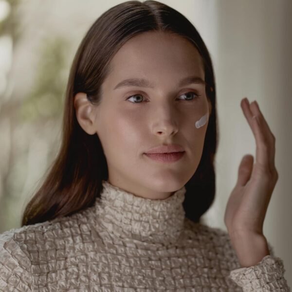 Sisley Paris All Day All Year - 50 mL - Essential Anti-Aging Moisturizer for Stronger, Younger-Looking Skin - Non-Shiny Finish - Image 3