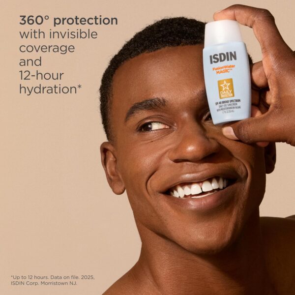 Fusion Water MAGIC, Ultralight Broad Spectrum SPF 40 Sunscreen with Hyaluronic Acid and Vitamin E, 50ml - Image 5